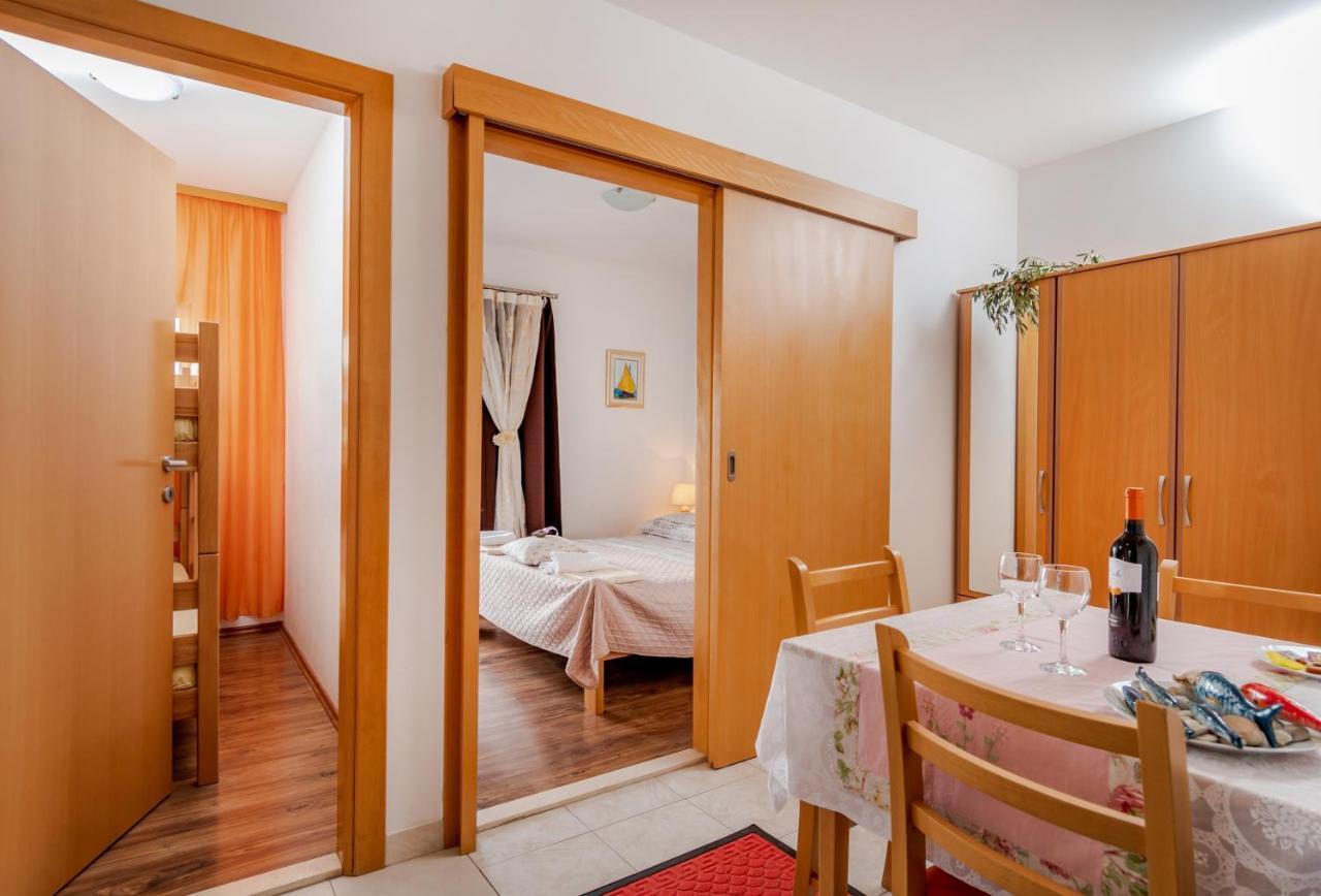 Apartments Tolic Baska Voda Exterior photo